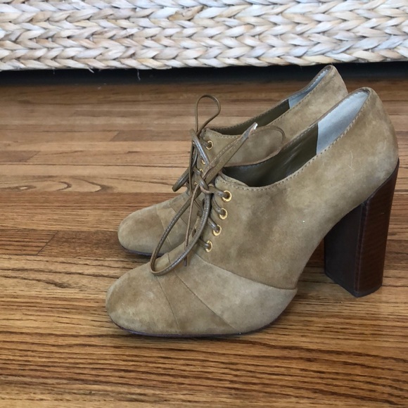 Tory Burch suede heeled shoes - Picture 4 of 9